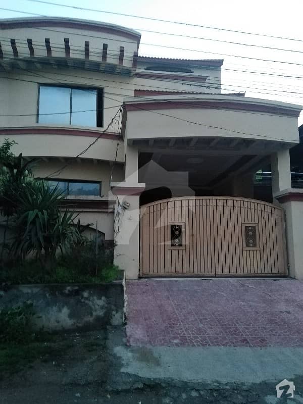 10 Marla 5beds Double Storey House For Rent In Gulraiz Housing