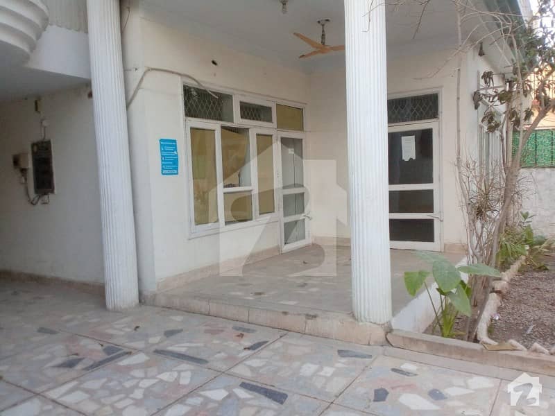 1 Kanal Full House For Rent In Defence officer Colony Peshawar