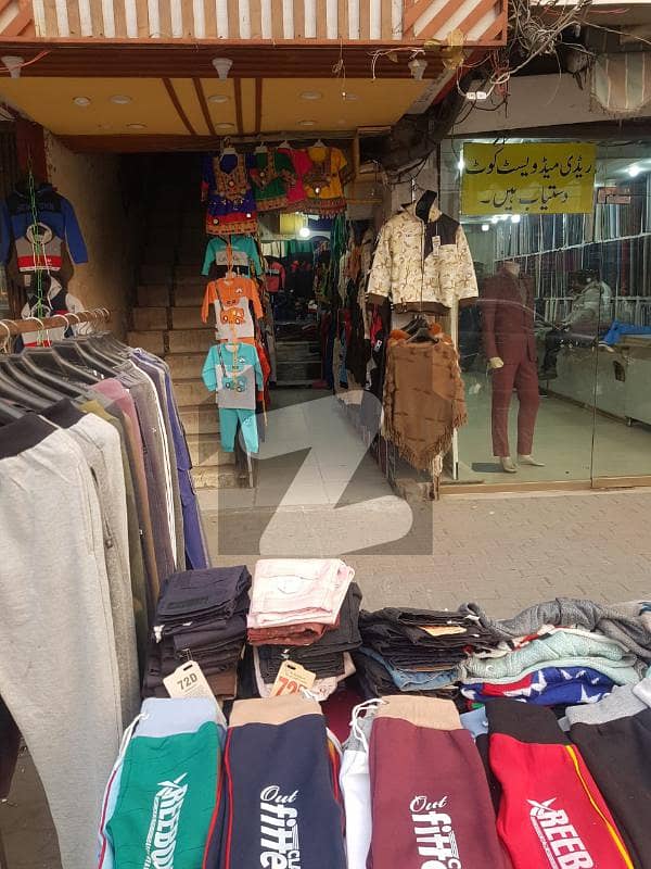 ماڈل ٹاؤن لِنک روڈ ماڈل ٹاؤن لاہور میں 2 مرلہ دکان 1.4 کروڑ میں برائے فروخت۔