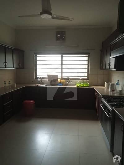 One Kanal Beautiful House For Rent