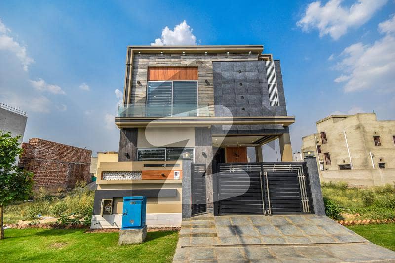 Double Story Luxury 5 Marla House Modern Elevation With Easy & Best Approach In DHA. Double Story Luxury 5 Marla House Modern Elevation With Easy & Best Approach In DHA.
