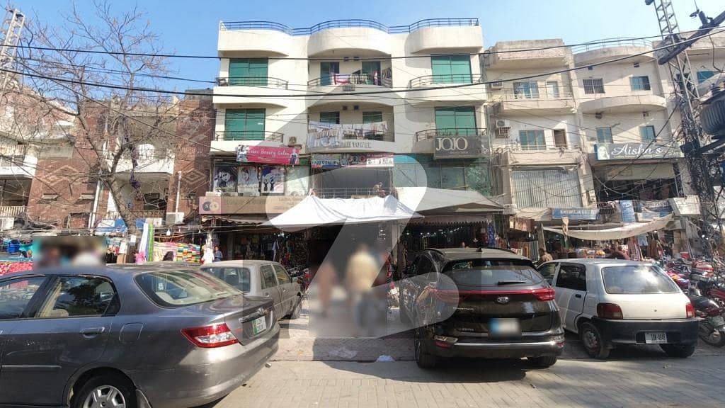 176 Square Feet Shop For Rent Is Available In Johar Town Phase 1 - Block G1