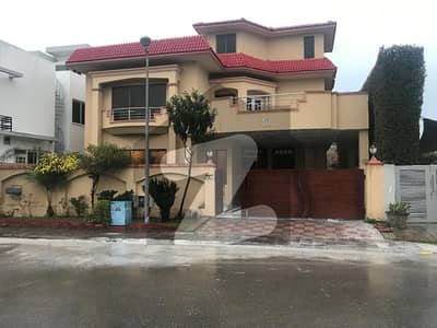 House For Rent In Dha Phase 2 - Sector B