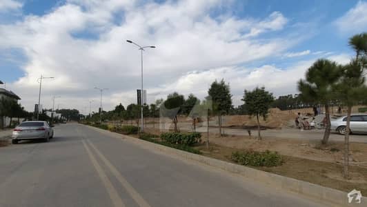 1 Kanal Plot For Sale In Top City 1