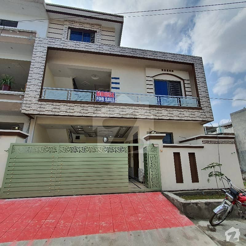 سوان گارڈن اسلام آباد میں 4 کمروں کا 7 مرلہ مکان 2 کروڑ میں برائے فروخت۔