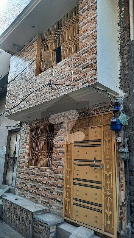 جناح روڈ گوجرانوالہ میں 2 کمروں کا 2 مرلہ مکان 35 لاکھ میں برائے فروخت۔