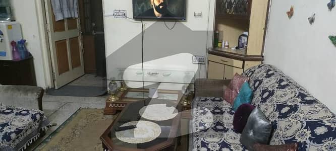 Beautiful Flat Available For Sale Allama 1qbal Town Lahore