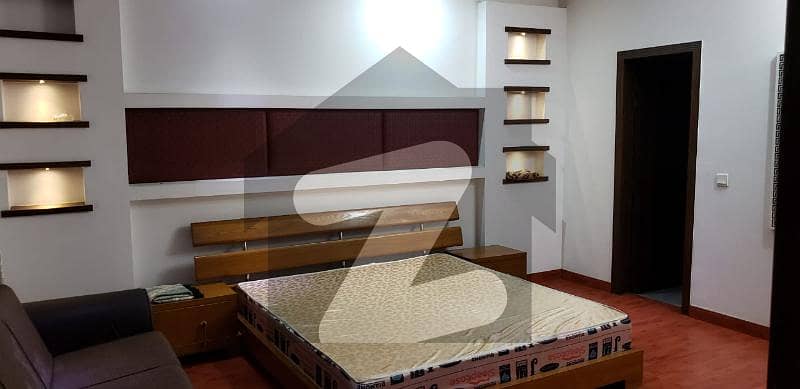 1 Kanal Fully Furnished Upper Portion Available For Rent in DHA