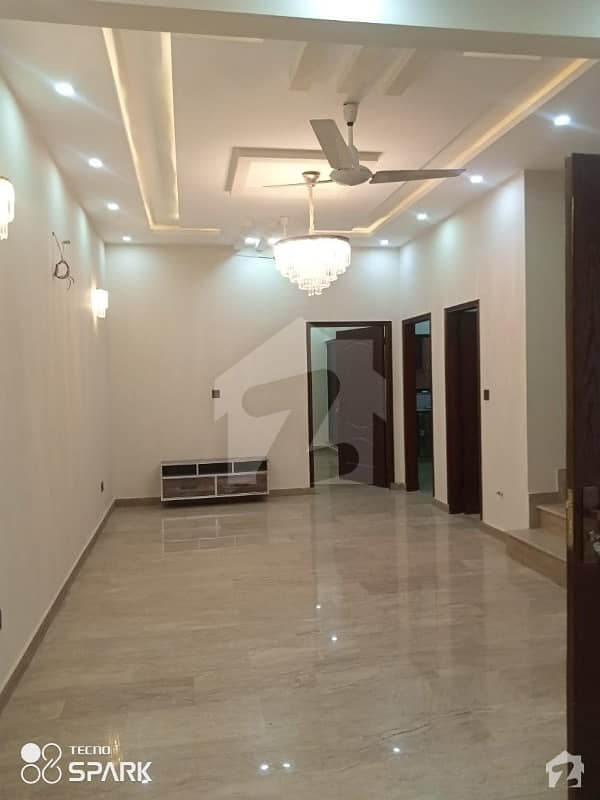 7 Marla Upper Portion For Rent In State Life Society