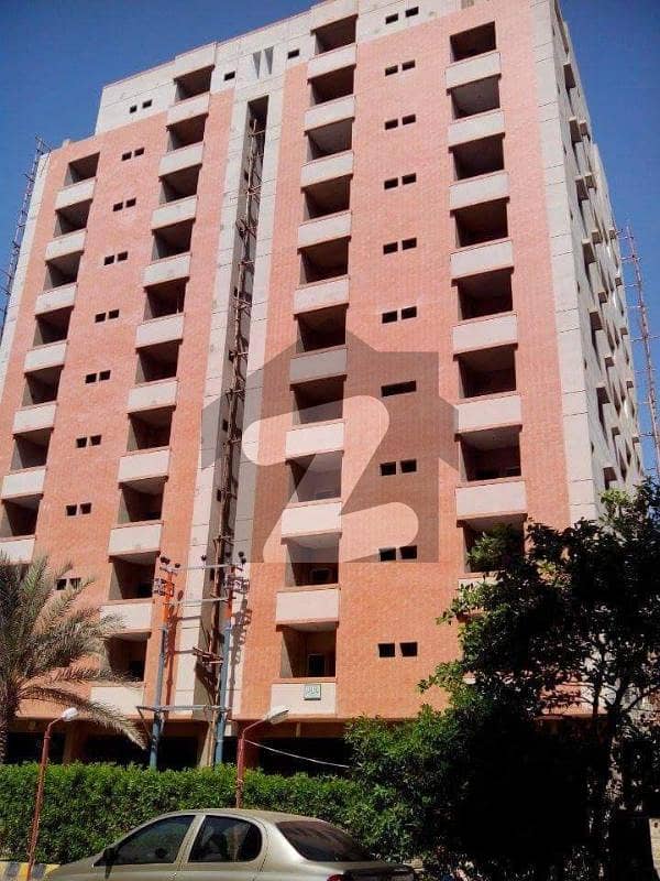 کلفٹن ۔ بلاک 4 کلفٹن کراچی میں 2 کمروں کا 5 مرلہ فلیٹ 1.9 کروڑ میں برائے فروخت۔