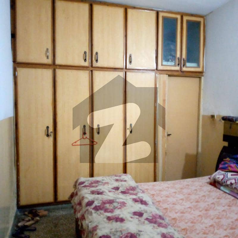 جی ۔ 11 اسلام آباد میں 4 کمروں کا 5 مرلہ مکان 2.8 کروڑ میں برائے فروخت۔