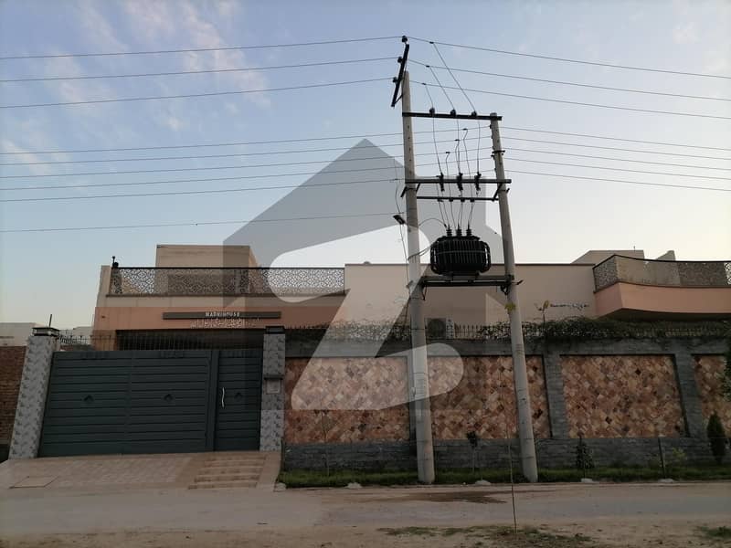 5985 Square Feet House Available For Sale In Pak Avenue Colony, Pak Avenue Colony
