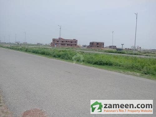 Investment Time 9 Town - Five Marla Plot - Nowadays