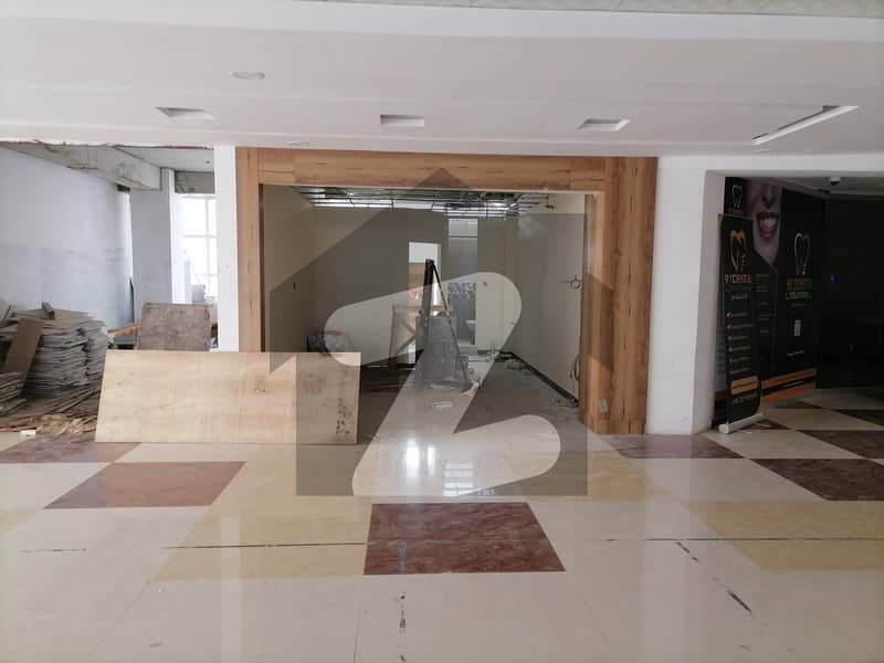 300 Square Feet Shop For Sale In Rs. 15,000,000 Only