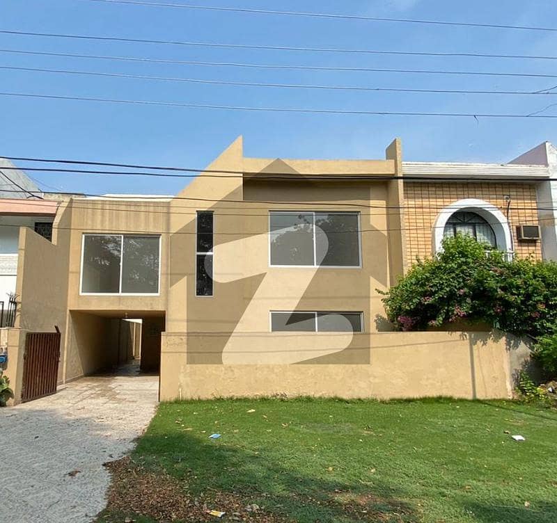 1 Kanal Ideal Single Storey House Available For Rent In Alla-ud-din Road