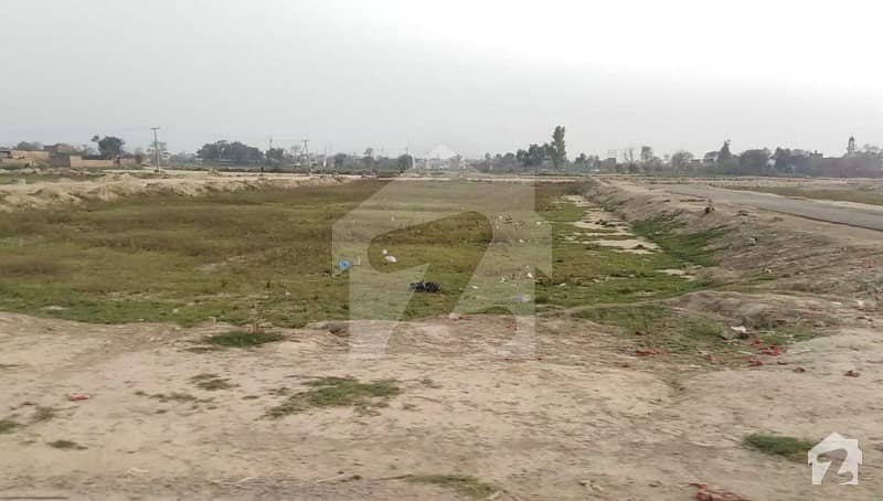 Highly-Desirable Prime Location 3 Marla Commercial Plot Available In Al-Ahmad Garden - Block C