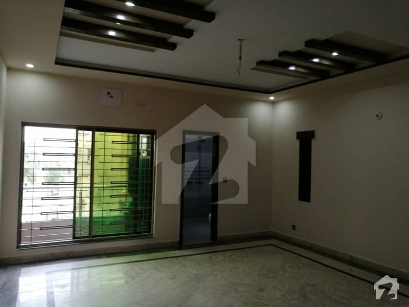 A Stunning House Is Up For Grabs In PCSIR Staff Colony Lahore