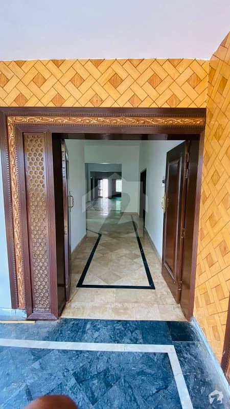گنج شکر کالونی ساہیوال میں 3 کمروں کا 1 کنال مکان 90 ہزار میں کرایہ پر دستیاب ہے۔
