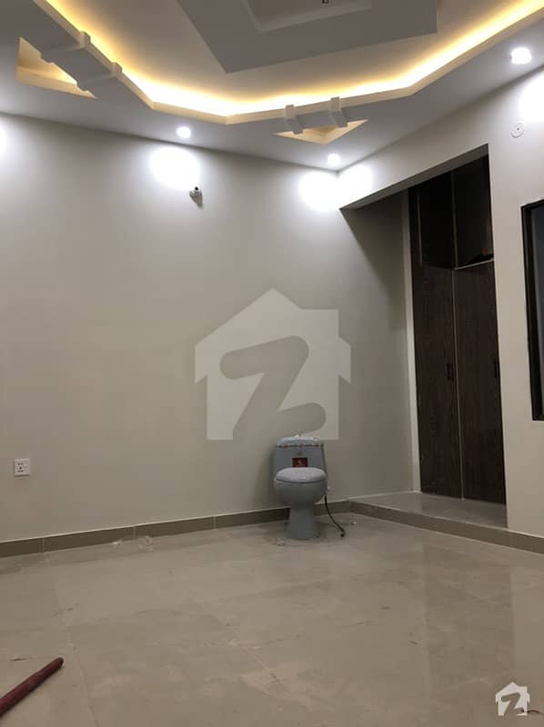 1080 Square Feet flat For Rent In The Perfect Location Of Model Colony - Malir