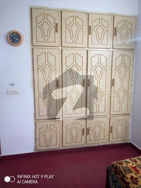 جی ۔ 11/3 جی ۔ 11 اسلام آباد میں 1 کمرے کا 5 مرلہ کمرہ 14 ہزار میں کرایہ پر دستیاب ہے۔
