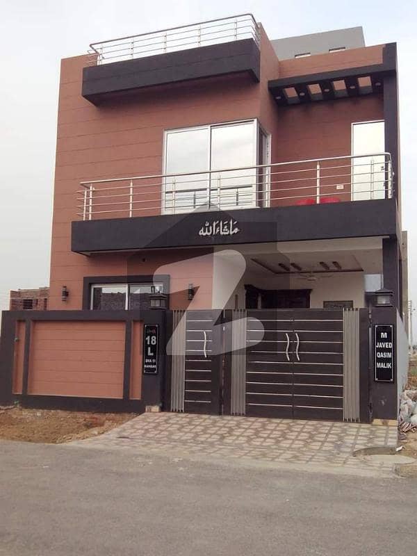 5 Marla Double Storey House 3 Bed 2 Kitchen Available For Rent Prime Location Gated Society Canal Road