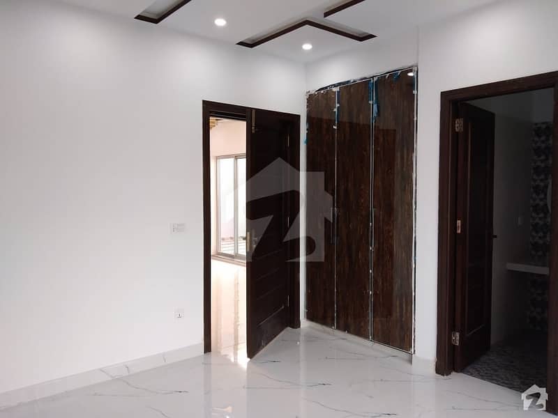 Upper Portion For rent In Beautiful Samanabad