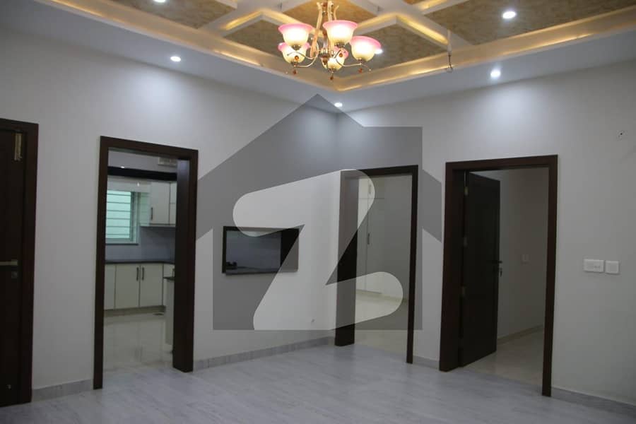 A Spacious 5 Marla House In Madina Town Madina Town, Faisalabad