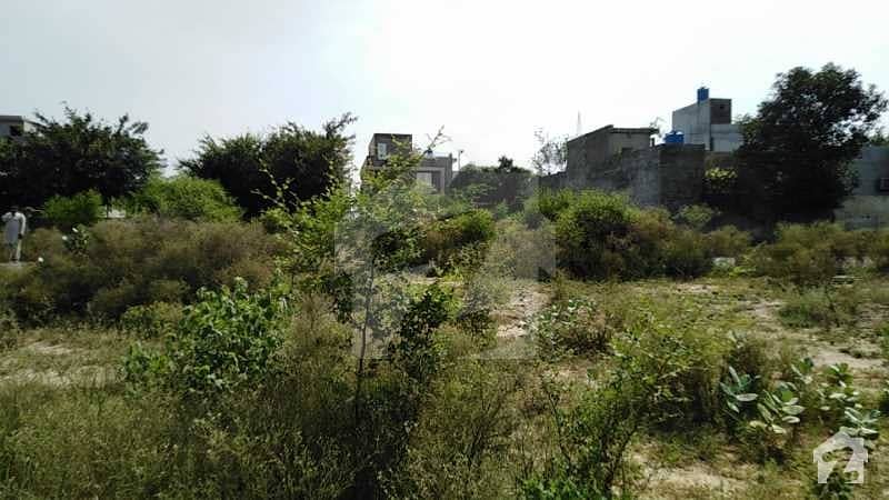 3 Marla residential plot available for sale in formanites housing scheme