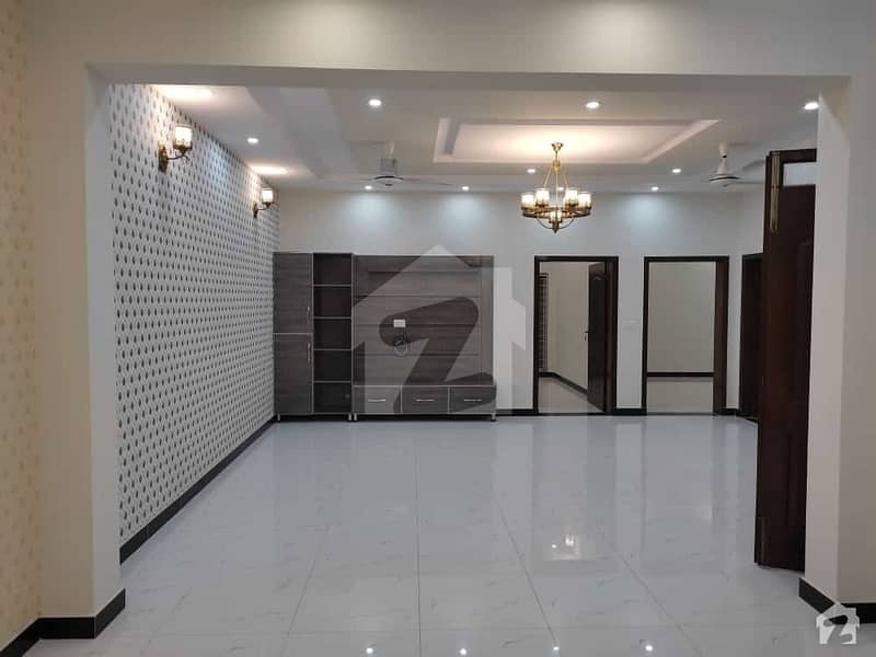 House For Sale In Rs 54,500,000