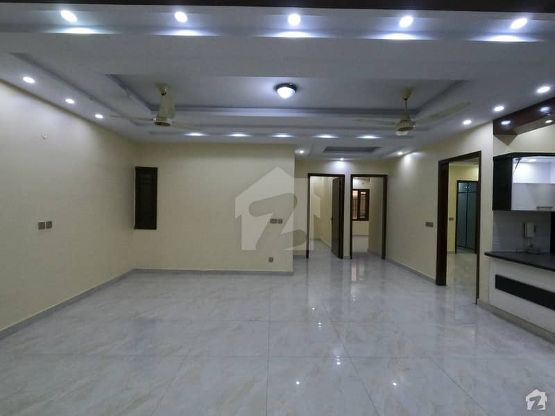 275 Sq Yards Newly Constructed Semi Furnished Upper Portion With Roof