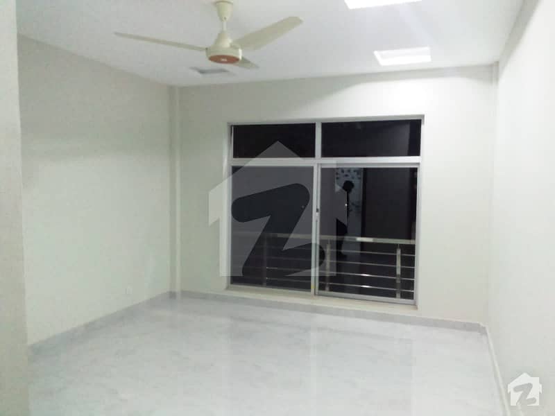 1125 Square Feet Flat In Central Bahria Town Phase 8 For Rent