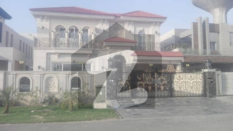 1Kanal House For Sale In DHA Phase 6 LHR.