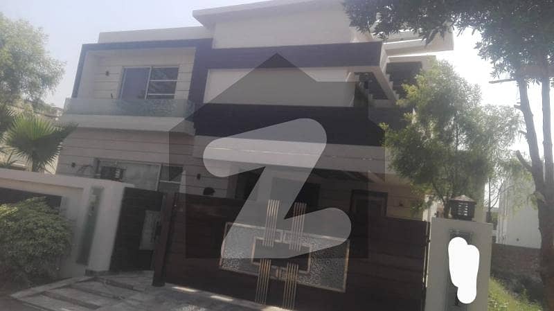 1 Kanal House For Sale In DHA Phase 7 LHR.
