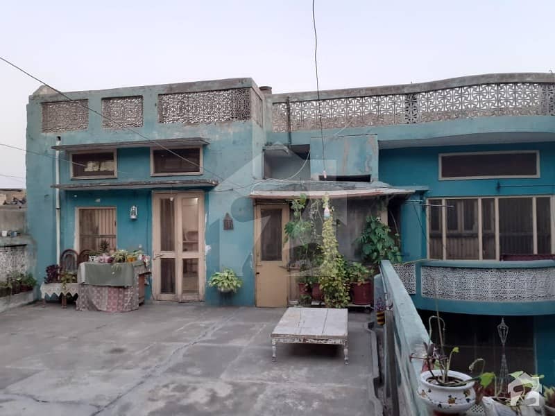 گوال منڈی راولپنڈی میں 8 کمروں کا 9 مرلہ مکان 2.5 کروڑ میں برائے فروخت۔