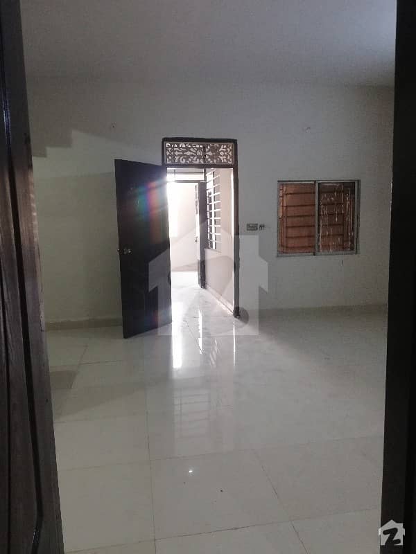 2 Bed D. d, 1st Floor Portion Available For Rent