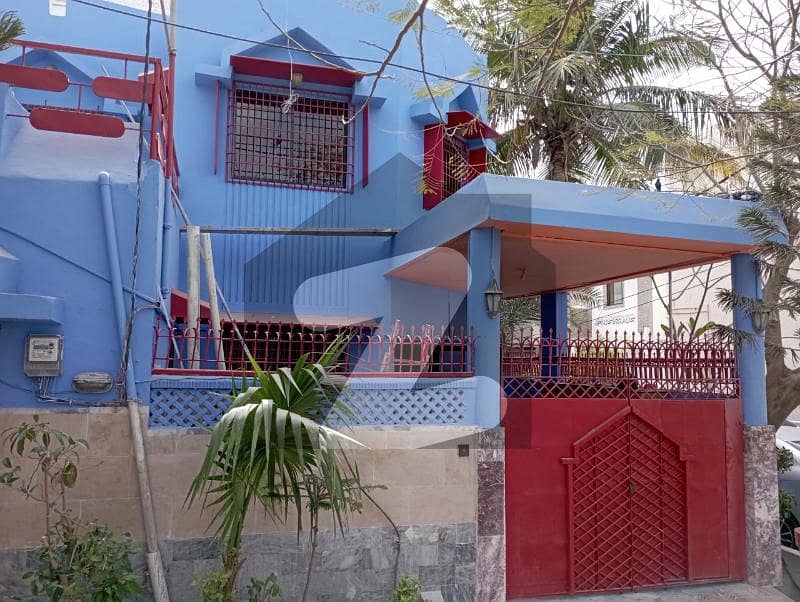 روفی روز پیٹلز کراچی میں 3 کمروں کا 5 مرلہ مکان 1.9 کروڑ میں برائے فروخت۔