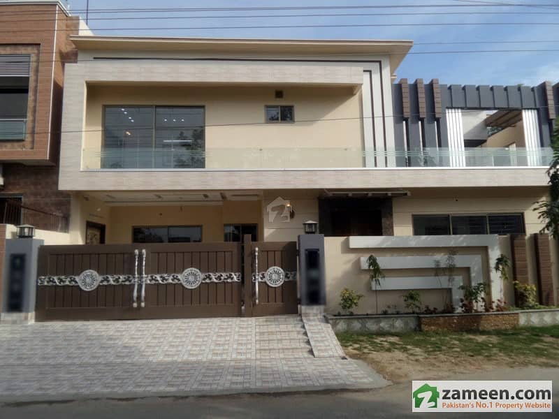 Brand New Facing Park Corner House For Sale In Abdalians Society