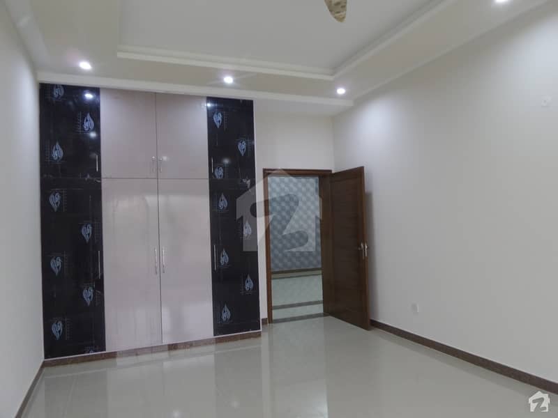 تلسا روڈ راولپنڈی میں 3 کمروں کا 4 مرلہ مکان 35 ہزار میں کرایہ پر دستیاب ہے۔