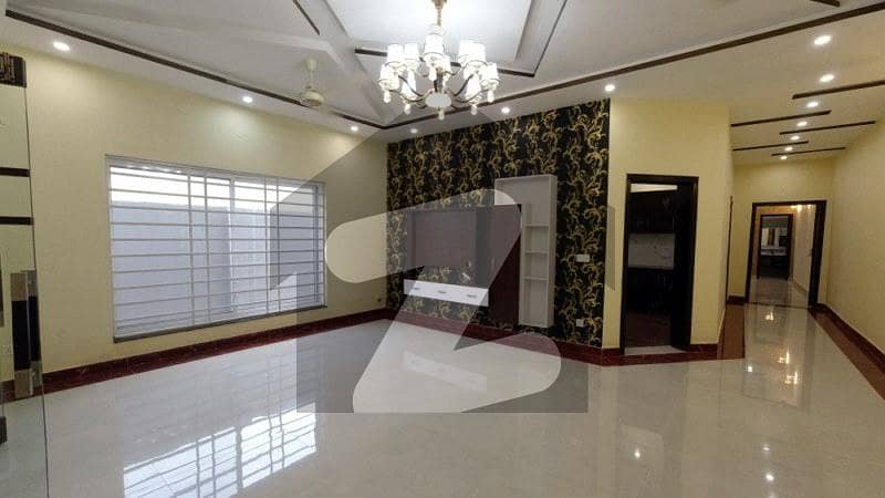 1 Kanal House Available For Rent In Judicial Colony Phase 3