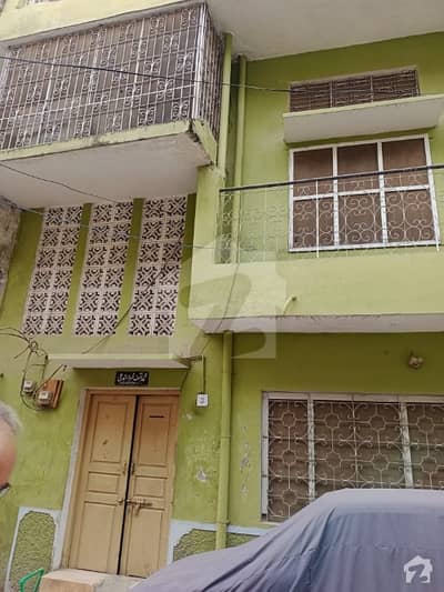 راجا بازار راولپنڈی میں 4 کمروں کا 4 مرلہ مکان 1.4 کروڑ میں برائے فروخت۔