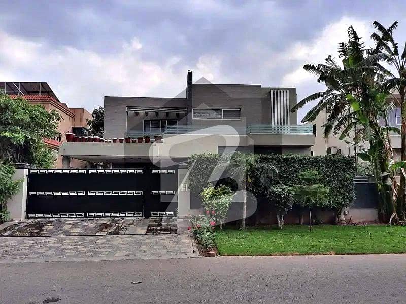 1 Kanal Fully Furnished Modern Bungalow For Sale In Phase 5