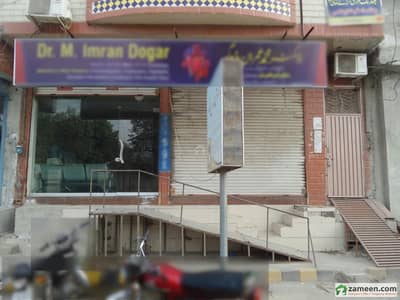 Triple Story Beautiful Furnished Commercial Building 2nd Floor Flat Available For Rent At Tehsil Road, Okara