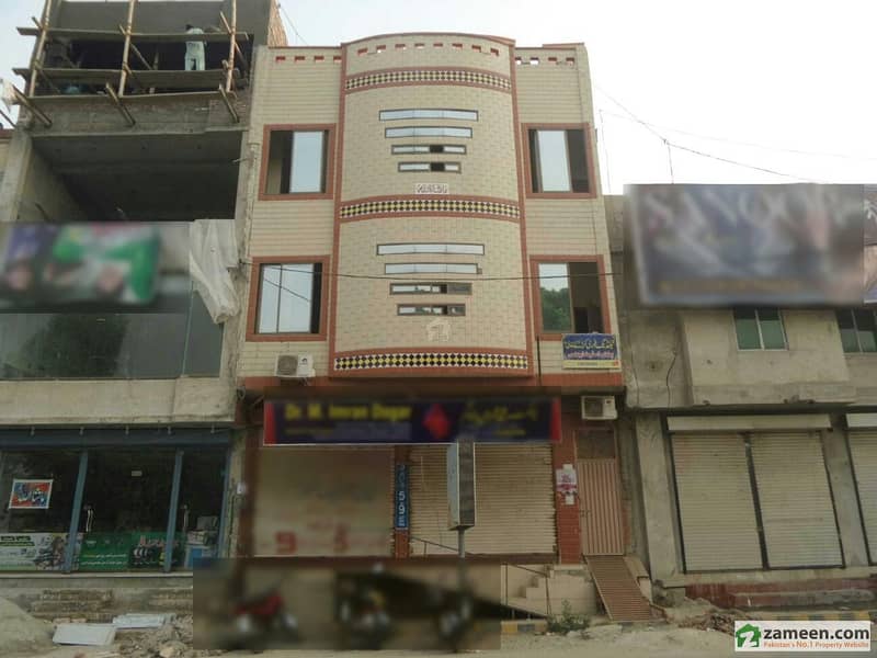 Triple Story Beautiful Furnished Commercial Building 3rd Floor Flat Available For Rent At Tehsil Road, Okara