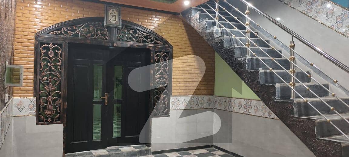 سیٹھی ٹاؤن پشاور میں 7 کمروں کا 5 مرلہ مکان 1.5 کروڑ میں برائے فروخت۔