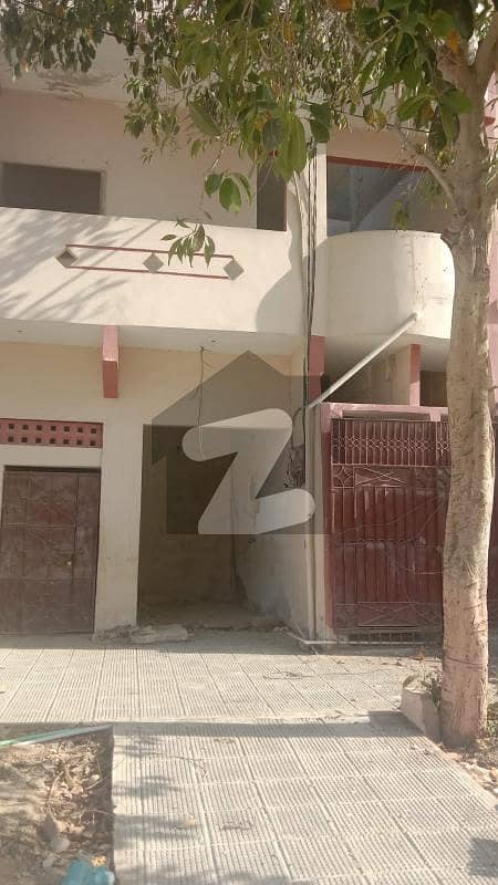 گلشنِ ظہور جمشید ٹاؤن کراچی میں 3 مرلہ مکان 1.6 کروڑ میں برائے فروخت۔