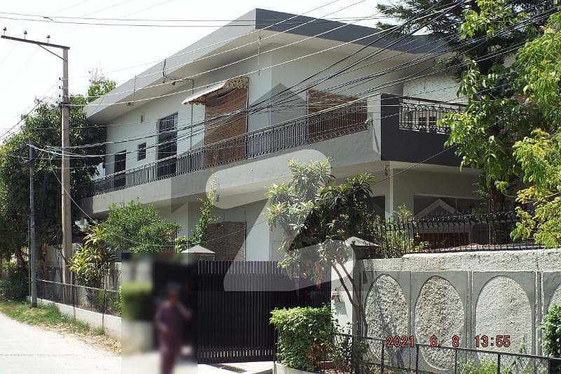گلستان کالونی راولپنڈی میں 7 کمروں کا 1 کنال مکان 5.25 کروڑ میں برائے فروخت۔