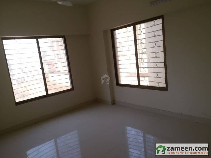 3 Beds Flat Shaes Residency Block 3a