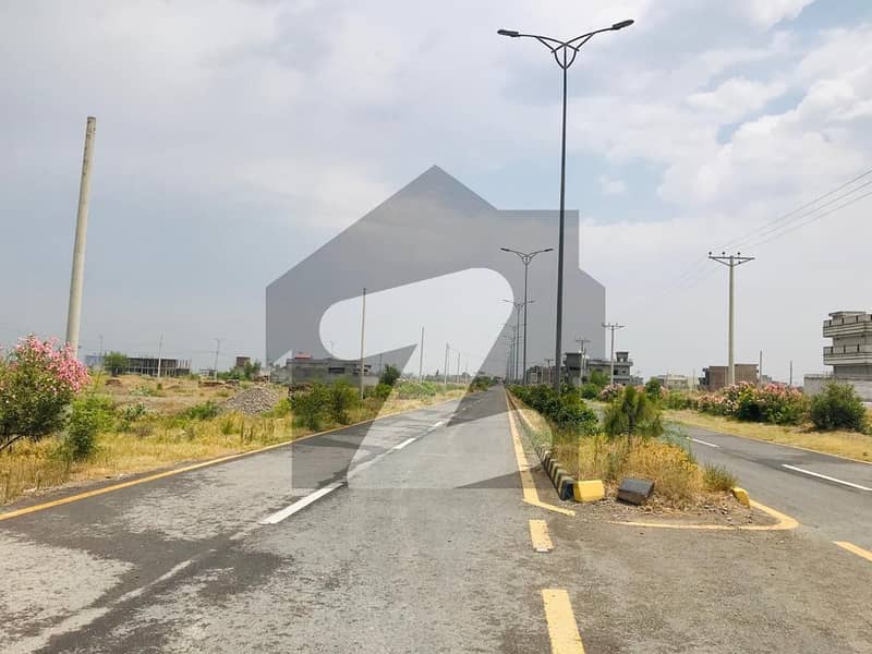 Fair-Priced Prime Location 5 Marla Residential Plot Available In Regi Model Town Phase 1 - Block A3