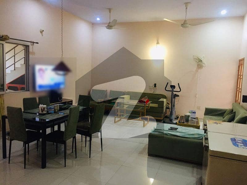 Well Maintained 240 Yards House For Sale In Punjabi Sodagran Society