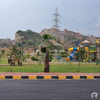 Faisal Hills B Block Commercial Plot Size 40x50 Main Double Road All Dues Clear Plot Is Available For Sale 
plot # 121
all Dues Clear
demand : 3.85 Lac 
good Location. 
reasonable Price. 
please Feel Free To Call Us If You Need Further Details About